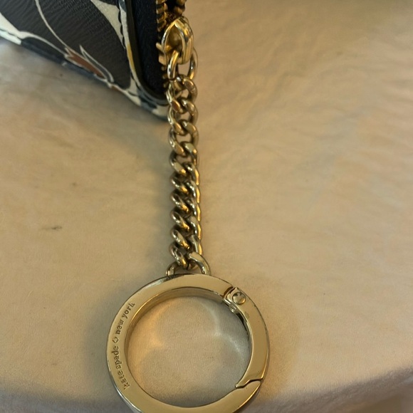 Kate Spade: Floral Mini Keychain Wallet- Gold Tone- Box- mark - Picture 6 of 14
